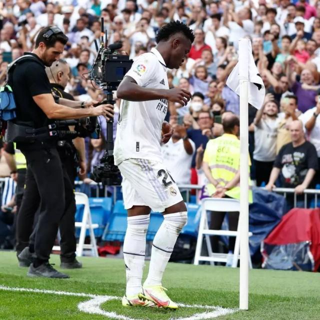 预测挑战-马德里德比火药味升级 维尼修斯为何受到网暴？