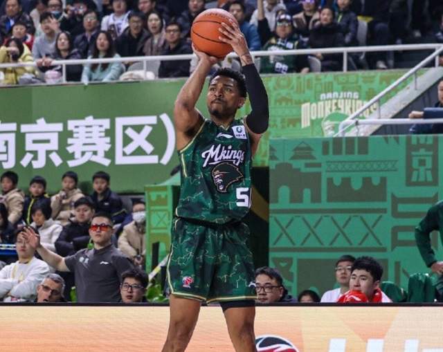 百家乐游戏-轰32+12后又砍43+8！CBA又一顶级小外援诞生，能否率队再创奇迹？