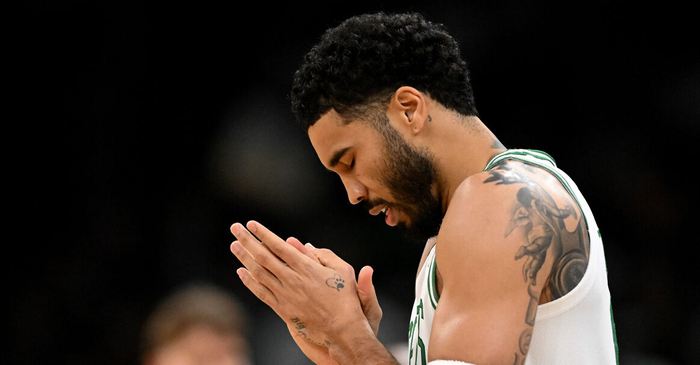 史蒂文斯：截止日前从未真正考虑过塔图姆本赛季回归的可能性|凯尔特人|马祖拉|布拉德-史蒂文斯|波士顿凯尔特人队|杰森-塔图姆_新浪体育_新浪新闻